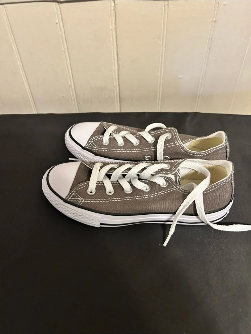 Converse  All Star Canvas Sneakers/Youth  Size 1/Charcoal/NWOT
